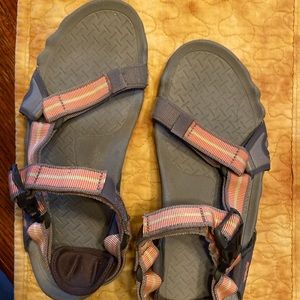 TEVA water sandals women’s 8